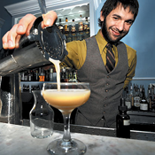 artenders mixed cocktail